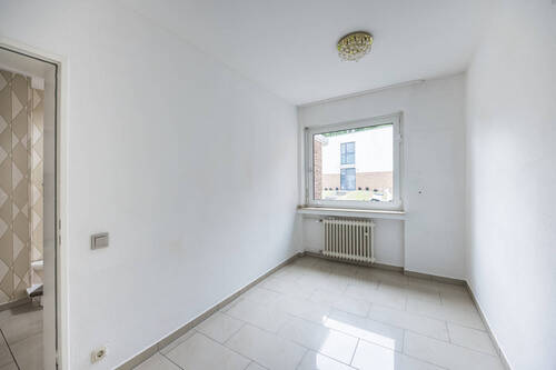 Büro/Gästezimmer im Erdgeschoss - Reihenmittelhaus mit 150,00 m² in Düsseldorf zum Kaufen