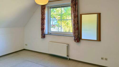 Zimmer 2 im OG - 