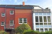 Hausansicht - 2 Zimmer Etagenwohnung zum Kaufen in Kiel