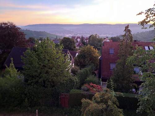 Blick ins Neckartal Ost - Über dem Tal im Grünen wohnen - 790.000,00&nbsp;EUR Kaufpreis, ca.&nbsp; 135,80&nbsp;m&sup2;&nbsp;Wohnfl&auml;che