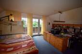 Schlafzimmer 1 im OG - 