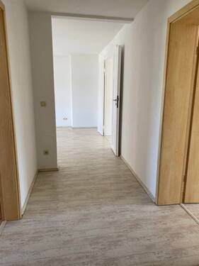 Flur - 3 Zimmer Etagenwohnung zur Miete in Stralsund