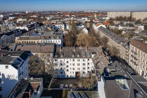 Luftaufnahme - Mehrfamilienhaus, Wohnhaus in Hamburg zum Kaufen