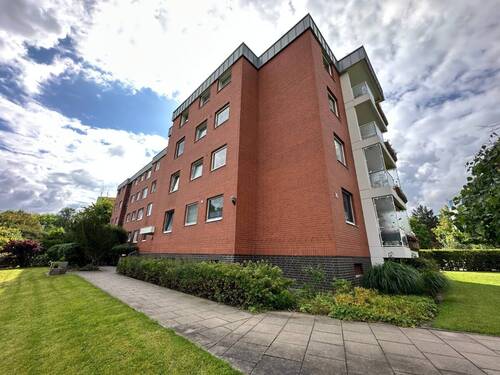 Hausansicht - 3 Zimmer Etagenwohnung zum Kaufen in Hildesheim