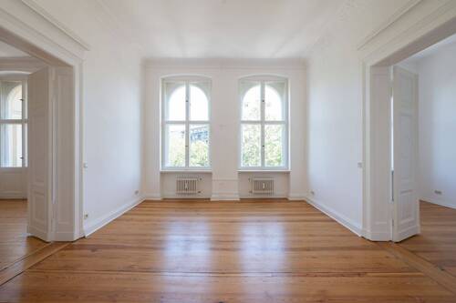 Durchgangszimmer - Etagenwohnung mit 144,10 m² in Berlin zum Kaufen