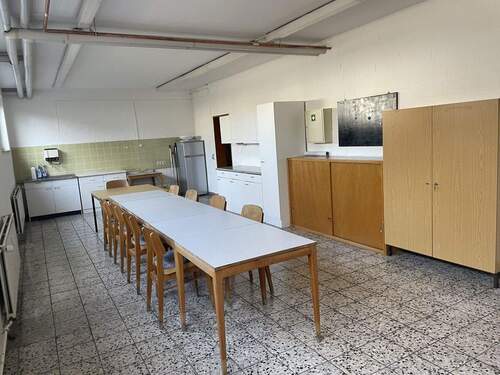 Aufenthalts-/Schulungsraum - 