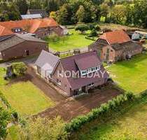 Rückzugsort im Grünen: Wohnhaus mit Stallungen, Maschinenschuppen und großem Grundstück über 5299 m² - Rastede Delfshausen