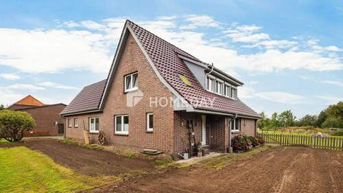 Außenansicht 2 - 5 Zimmer Einfamilienhaus in Rastede