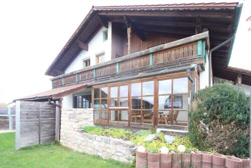 Ansicht.jpeg - Familien aufgepasst - gemütliches Einfamilienhaus mit viel Wohnfläche!