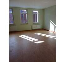 2-Raum-Wohnung mit Balkon im Zentrum von Eisenberg