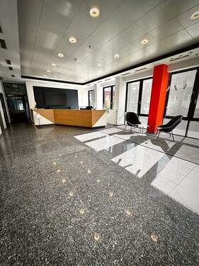 Lobby - Büro mit 251,00 m&sup2; in Düsseldorf zur Miete