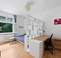 Bezugsfreie 1 Zimmerwohnung mit Blick ins Grüne - Berlin Friedrichshain