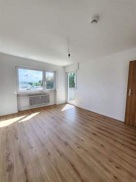 Zimmer 1 / Zugang Balkon - 