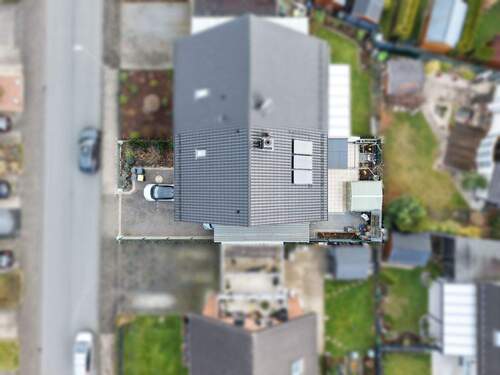 Vogelperspektive - 6 Zimmer Doppelhaushälfte zum Kaufen in Bielefeld