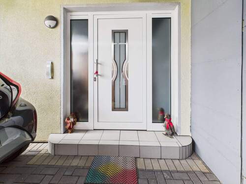 Hauseingang - 6 Zimmer Doppelhaushälfte in Bielefeld