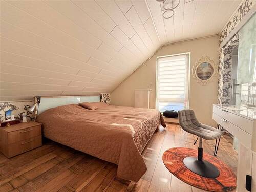 Elternschlafzimmer mit Ankleidezimmer - 