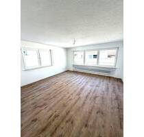 Erstbezug nach Sanierung - tolle 3 Zimmer Wohnung mit Balkon - Mühlhausen