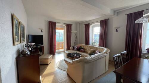 Wohnen - 4 Zimmer Etagenwohnung in Heidenau