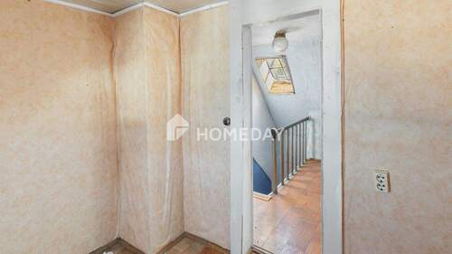 1. OG Schlafzimmer 1 1 - 