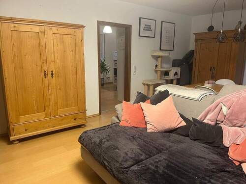 3-ZW, Am alten Friedhof, ,Wohnzimmer - Etagenwohnung zur Miete in Mühlheim am Main