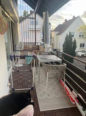 3-ZW, Am alten Friedhof 2, Balkon - Etagenwohnung mit 78,00 m² in Mühlheim am Main zur Miete