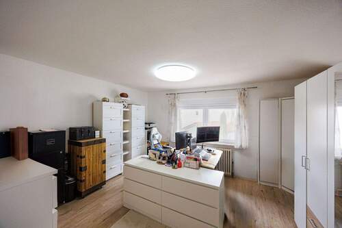 Arbeitszimmer - 4 Zimmer Etagenwohnung in Tamm