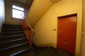 Treppenhaus - Etagenwohnung mit 62,20 m&sup2; in Berlin zum Kaufen