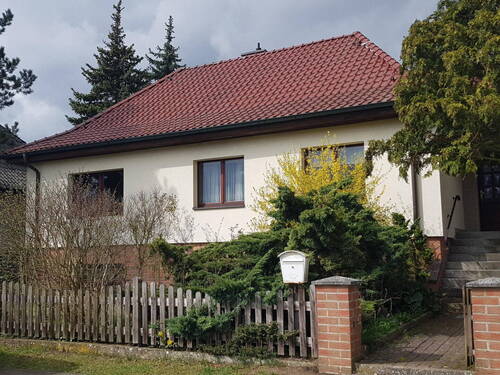 Straßenansicht - 5 Zimmer Einfamilienhaus zum Kaufen in Neustadt-Glewe