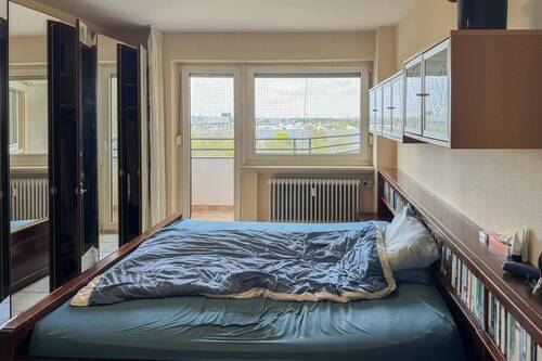Schlafzimmer - Einfamilienhaus in München zum Kaufen