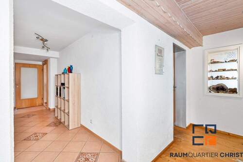 Flur - Terrassenwohnung mit 110,00 m² in Kulmain zur Miete