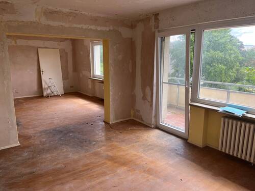 Blick durch das Wohn/-Esszimmer Richtung Südosten - 