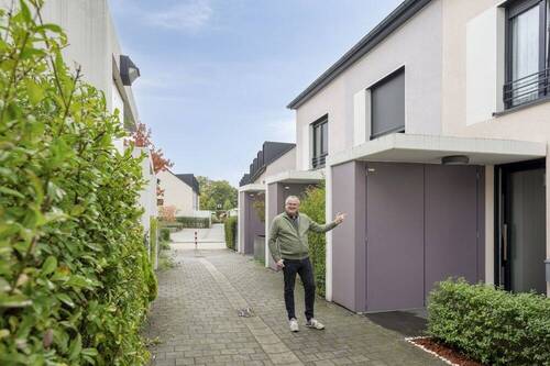 Hausansicht - 3 Zimmer Reihenmittelhaus zum Kaufen in Köln
