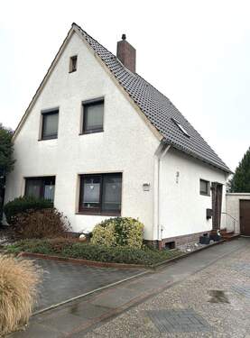 Außenansicht - 4 Zimmer Mehrfamilienhaus, Wohnhaus zum Kaufen in Brake