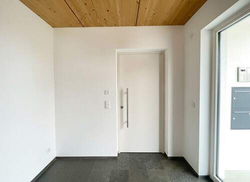 Wohnungseingang - Etagenwohnung mit 114,10 m&sup2; in Nördlingen / Baldingen zur Miete