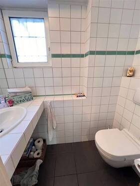 separates WC - 