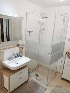 2017 ausgebaut EG links Bad - Mehrfamilienhaus, Wohnhaus mit 488,60 m&sup2; in Nürnberg zum Kaufen