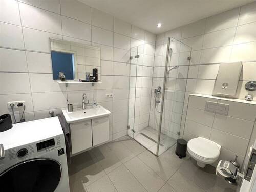 2010 ausgebaut EG rechts Bad - 