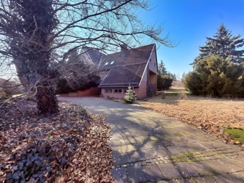 Frontansicht - 6 Zimmer Einfamilienhaus zum Kaufen in Oberdorla