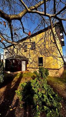 Außenansicht vom Grundstsück - 