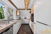Küche OG - Freistehendes Einfamilienhaus mit Einliegerwohnung - viel Platz, Flexibilität und Lebensqualität
