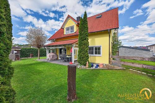 Terrasse - Einfamilienhaus mit 225,00 m&sup2; in Bruckberg zum Kaufen