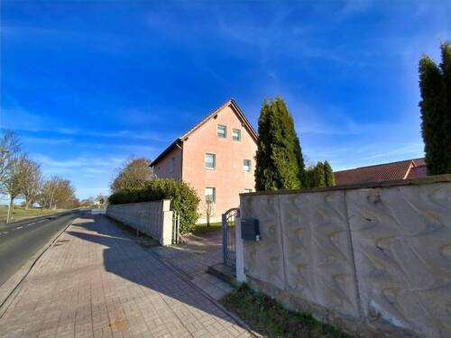 Straßenansicht - 6 Zimmer Einfamilienhaus zum Kaufen in Mühlhausen