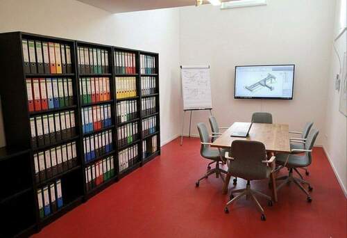 Laden 2.jpg - 7 Zimmer Etagenwohnung in Leipzig