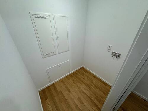 Abstellkammer - 