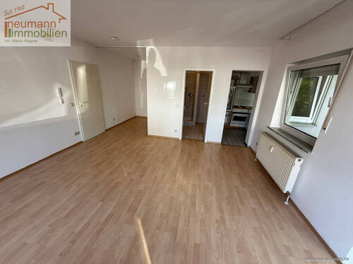 Wohn/Schlafzimmer - Etagenwohnung mit 31,90 m² in Höhr-Grenzhausen zum Kaufen
