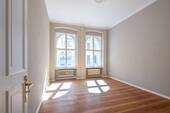 Schlafzimmer - 3 Zimmer Etagenwohnung zum Kaufen in Berlin