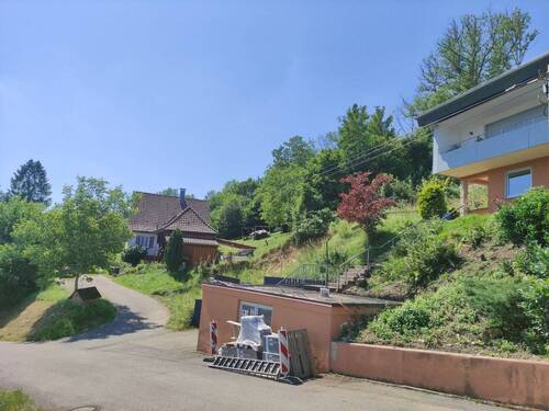 Grundstück seitlich - 