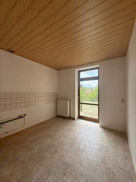 5 - Etagenwohnung mit 57,00 m&sup2; in Plauen zur Miete