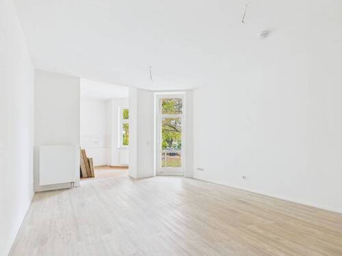 CAM03718G0-PR0023-STILL003 - 