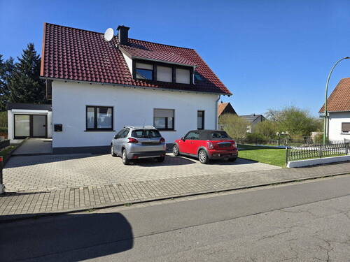 Außenansicht - 9 Zimmer Mehrfamilienhaus, Wohnhaus zum Kaufen in Kirkel-Limbach